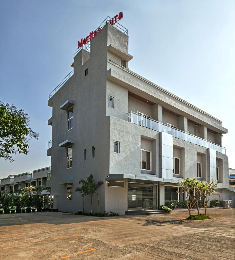 सहारा Meritas Aura *